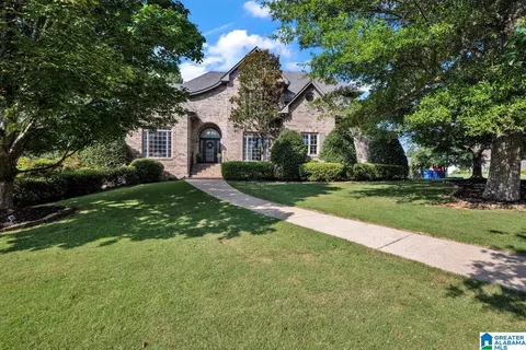 102 Azalea Trl, Oneonta, AL 35121