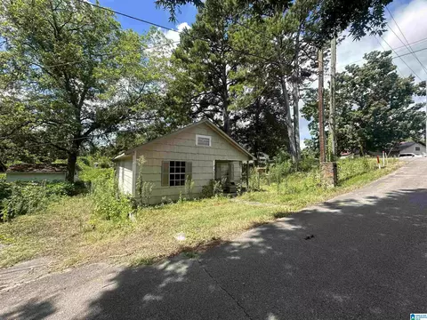 200 Montgomery St, Warrior, AL 35180