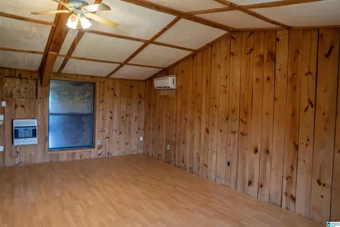 Living - 3455 Ebell Rd, Oneonta, AL 35121 photo 3 of 4