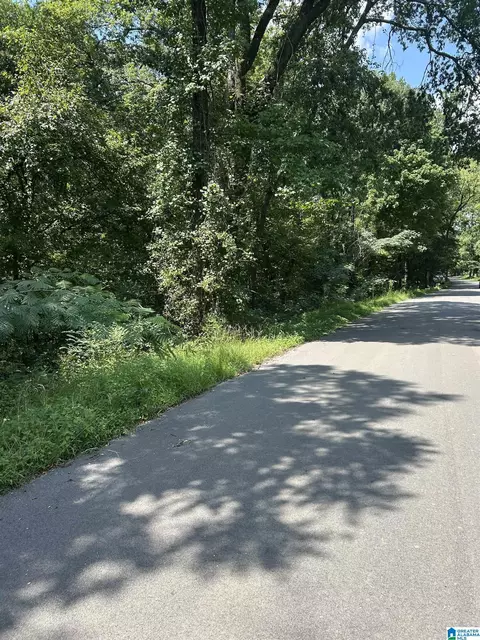 5848 33rd St N #1, Fultondale, AL 35207