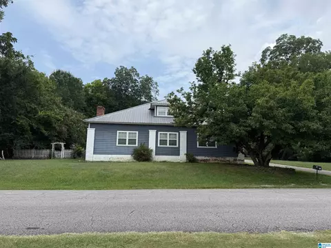 Exterior - 106 4th Ave E, Oneonta, AL 35121 photo 11 of 11