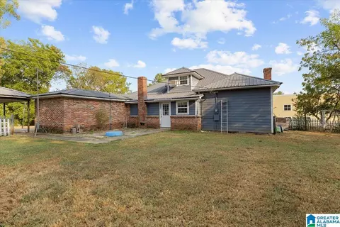 Exterior - 106 4th Ave E, Oneonta, AL 35121 photo 6 of 11