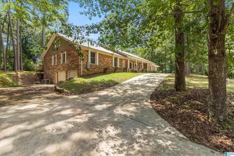 2305 Wildwood Dr, Jasper, AL 35501