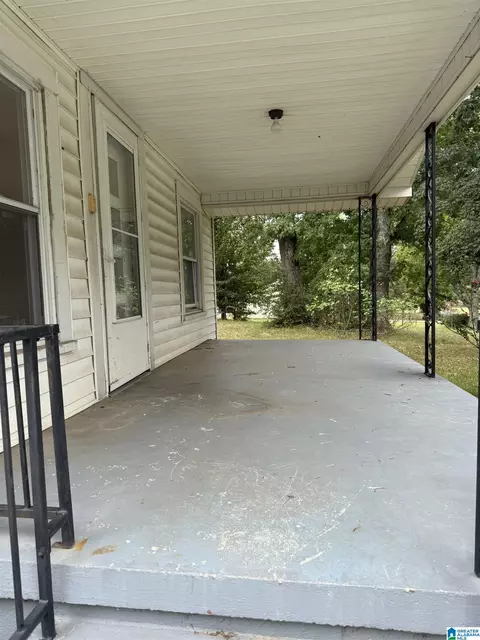 Exterior - 5519 Powers Rd, Mount Olive, AL 35117 photo 3 of 4
