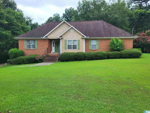 535 Fultonbrook Dr, Fultondale, AL 35068