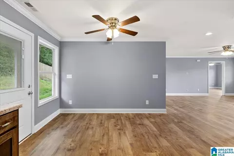 Entry Way - 85 Trinity Ln, Oneonta, AL 35121 photo 5 of 7