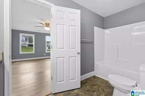 Entry Way - 85 Trinity Ln, Oneonta, AL 35121 photo 7 of 7