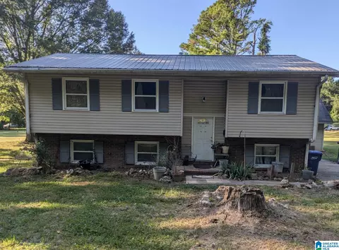 944 Willman Rd, Talladega, AL 35160