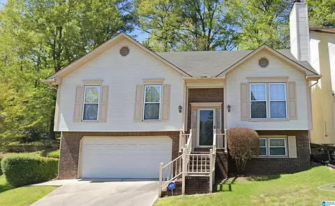 2234 Richmond Ln, Pelham, AL 35124
