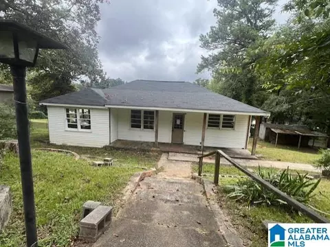 610 Hagbush Rd, Irondale, AL 35210
