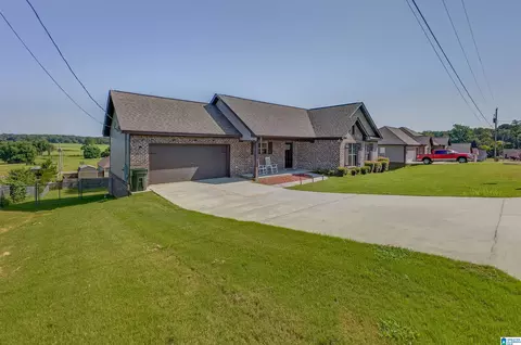 115 Sara Ln, Clanton, AL 35045 photo 3