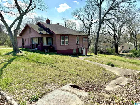 2916 Gurnee Ave, Anniston, AL 36201