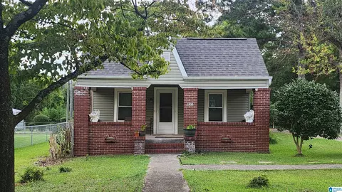 1436 Hueytown Rd, Hueytown, AL 35023