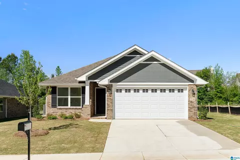 2134 Turquoise Ln, Calera, AL 35040