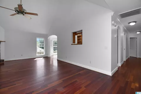 30 Maplewood Cir, Clanton, AL 35045 photo 8
