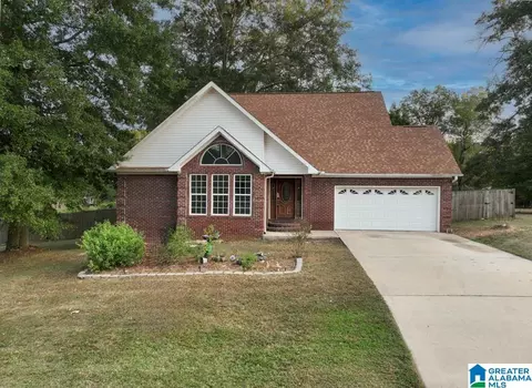30 Maplewood Cir, Clanton, AL 35045 photo 3