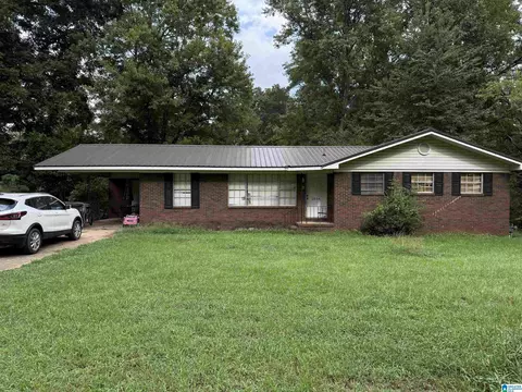 3056 Shady Ln, Hueytown, AL 35023