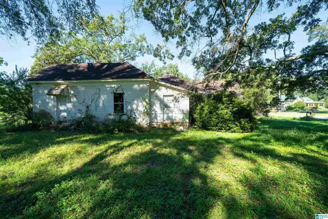 Exterior - 20 3rd Ave, Lincoln, AL 35096 photo 1 of 5