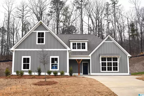 109 Townmoor Ln, Sterrett, AL 35147