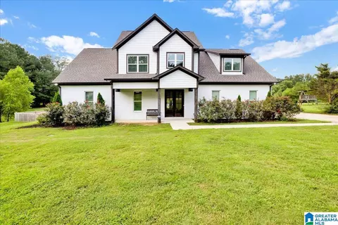 153 Silverleaf Dr, Pelham, AL 35124 photo 1
