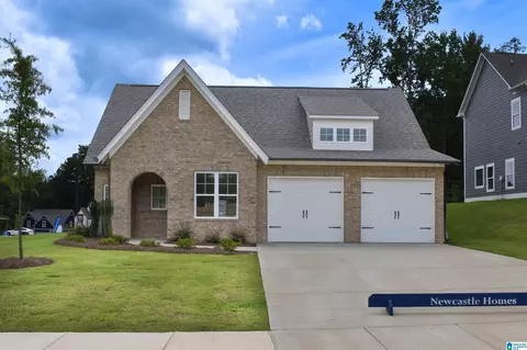 401 Gateshead Dr, Sterrett, AL 35147