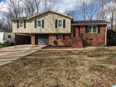 3232 Virginia Dr, Hueytown, AL 35023