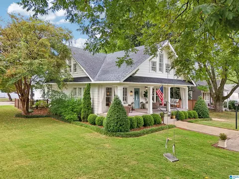 Exterior - 400 4th Ave, Oneonta, AL 35121 photo 17 of 30