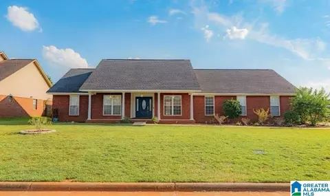 107 Stonehedge Dr, Enterprise, AL 36330