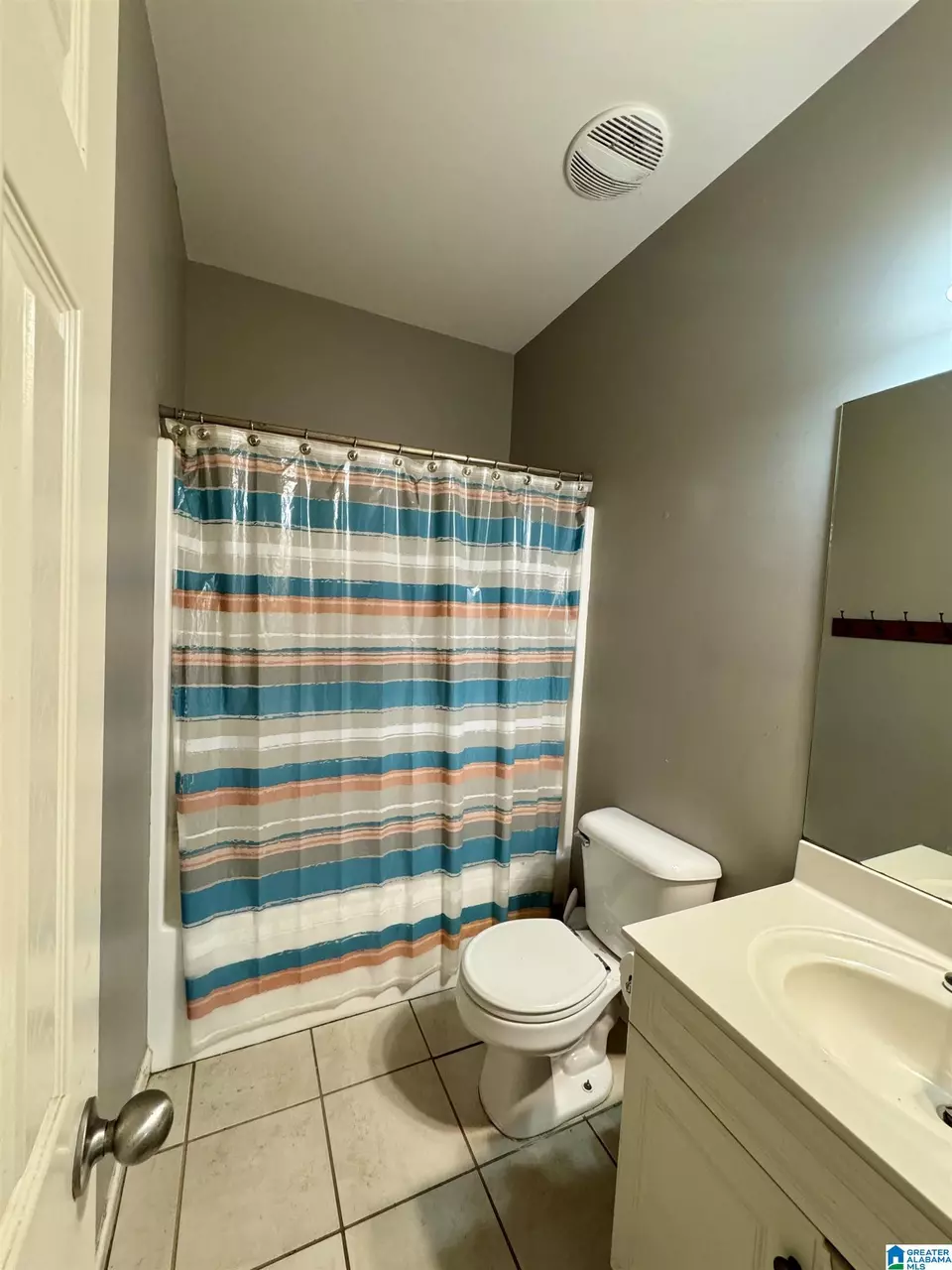 Bath - 1291 Washington Dr, Moody, AL 35004 photo 3 of 3