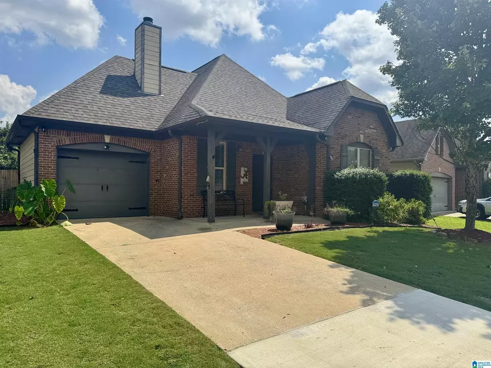 Exterior - 1291 Washington Dr, Moody, AL 35004 photo 4 of 6