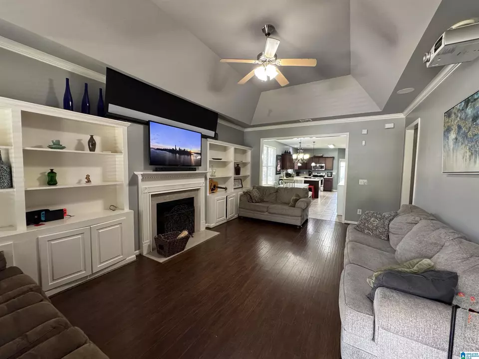 Living - 1291 Washington Dr, Moody, AL 35004 photo 1 of 2