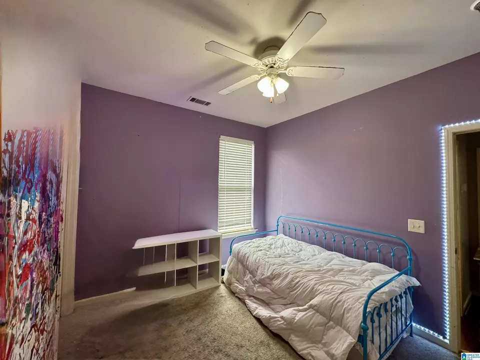 Bedroom - 1291 Washington Dr, Moody, AL 35004 photo 2 of 4