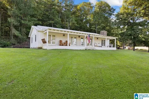 399 Christmas Tree Ln, Blountsville, AL 35031