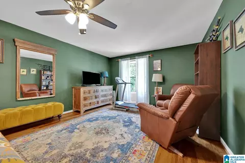 Bedroom - 100 Cape Cod Cir, Alabaster, AL 35007 photo 2 of 4