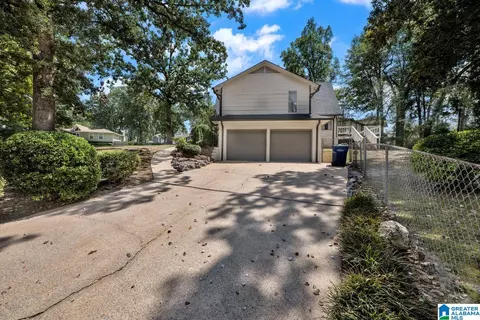Exterior - 100 Cape Cod Cir, Alabaster, AL 35007 photo 3 of 6