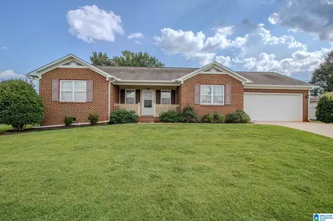 70 Bailey Rd, Weaver, AL 36277