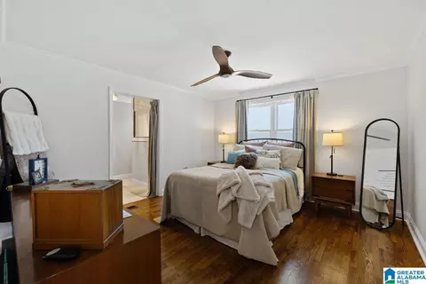 Bedroom - 722 1st Ave, Oneonta, AL 35121 photo 1 of 4