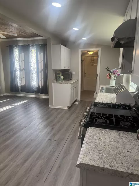 Kitchen - 720 1st Ave, Oneonta, AL 35121 photo 1 of 2