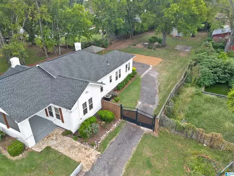 876 Goldwire St, Birmingham, AL 35211