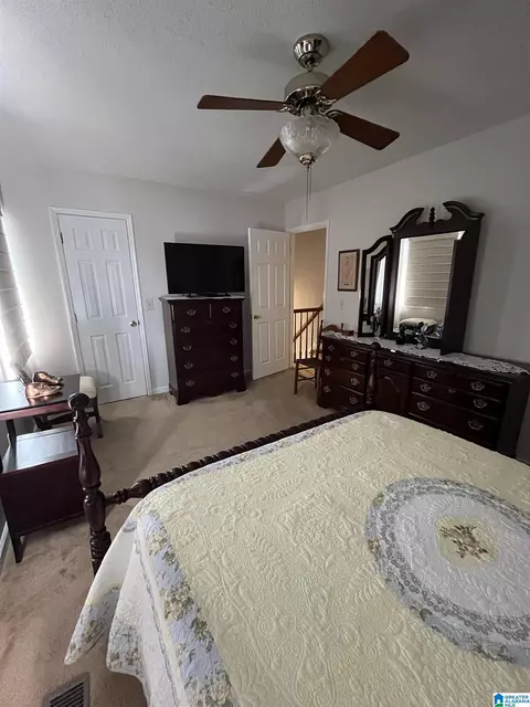 Bedroom - 106 Bethany Ln, Clanton, AL 35046 photo 6 of 8
