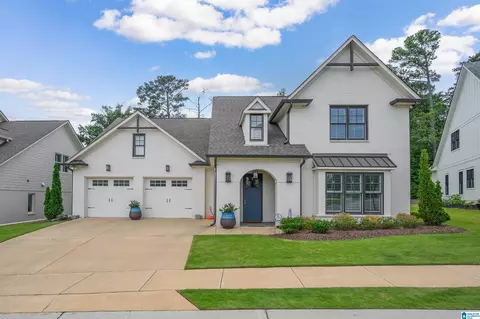 837 Southbend Ln, Vestavia Hills, AL 35216