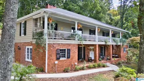 5 Belmont Rd, Anniston, AL 36207