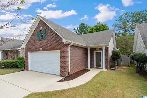 5266 Cottage Ln, Hoover, AL 35226