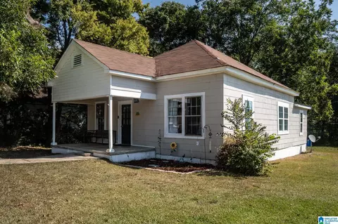 500 30th St N, Pell City, AL 35125