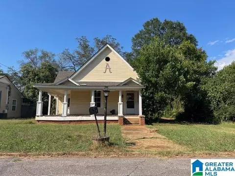 204 Mary St, Talladega, AL 35160