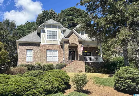121 Cliff Rd, Sterrett, AL 35147