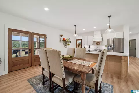 Dining - 65 Kudzu Rd, Oneonta, AL 35121 photo 1 of 3