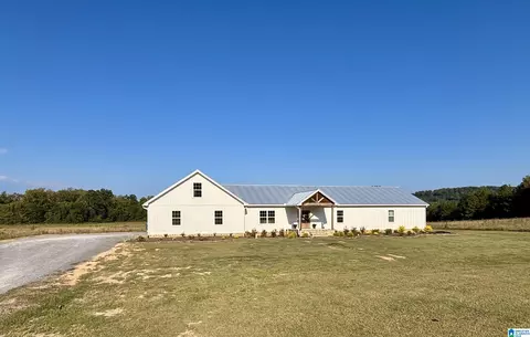 Exterior - 65 Kudzu Rd, Oneonta, AL 35121 photo 9 of 12