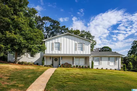 3764 Crestbrook Rd, Mountain Brook, AL 35223