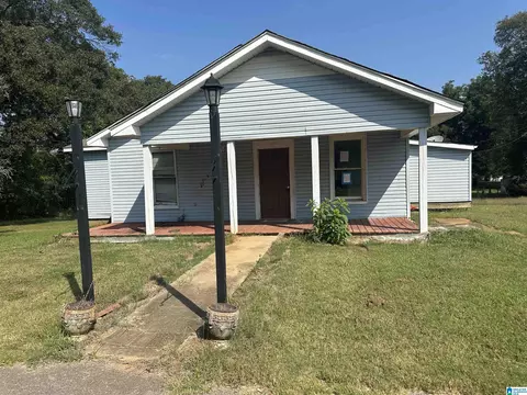 606 W Tunstall St, Tuscumbia, AL 35674